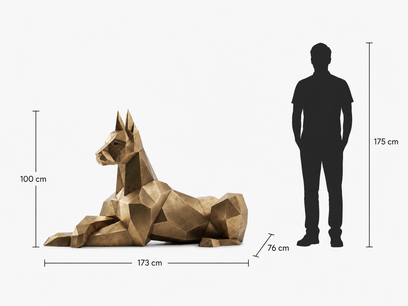 This visual presents the Large Faceted Reclining Doberman Sculpture in real scale, compared to a 175 cm human silhouette. With a height of 100 cm, this Doberman sculpture creates an elegant, contemporary, and characterful presence. Its faceted design, inspired by polygonal art and origami style, highlights the reclining posture, controlled strength, and refined appearance of the Doberman, making it an ideal decorative statement piece for villas, gardens, terraces, reception halls, showrooms, offices, and high-end decorative spaces.