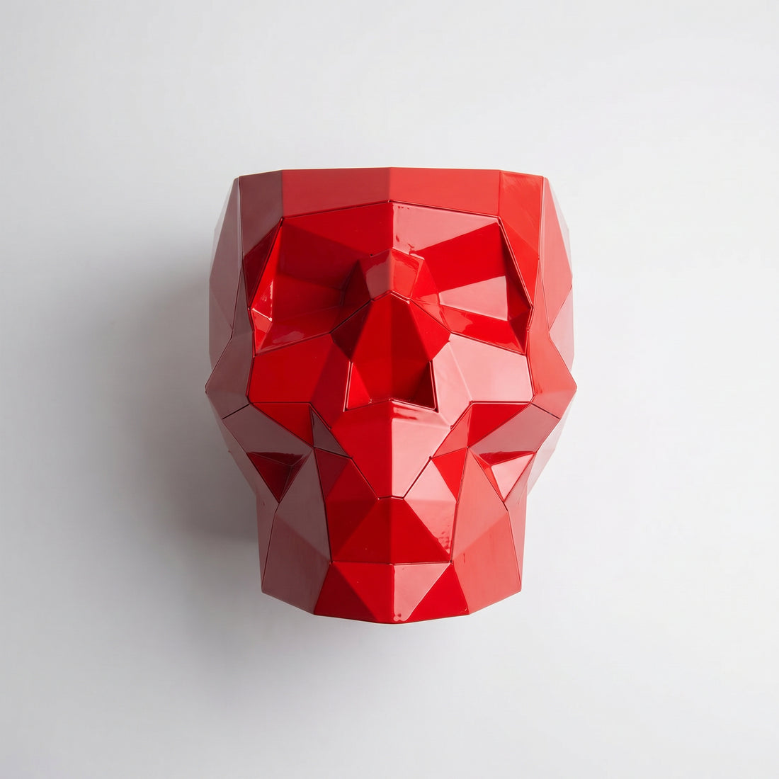 Sculpture pot de fleurs en forme de crâne facetté design. - Sculpture Origami