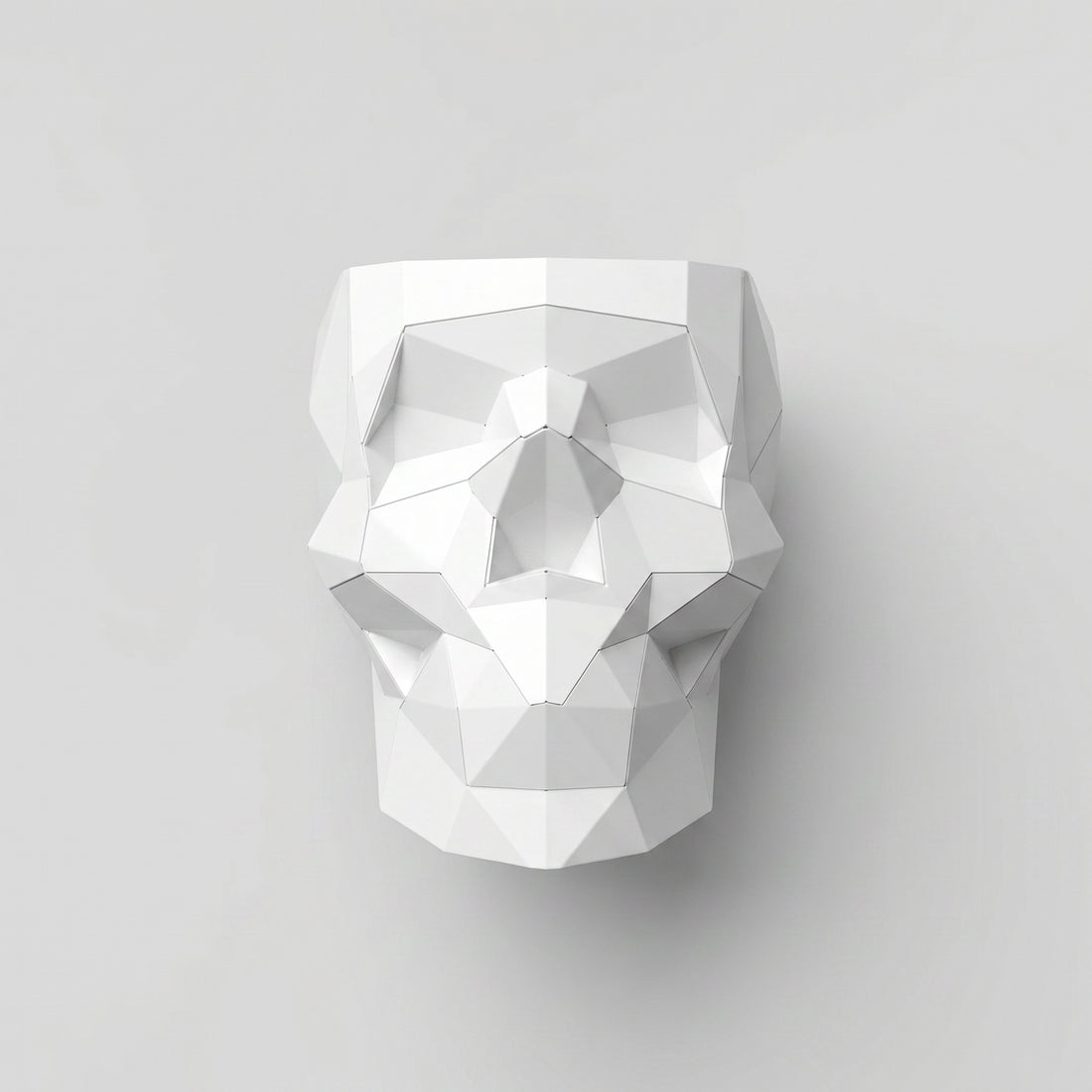 Sculpture pot de fleurs en forme de crâne facetté design. - Sculpture Origami