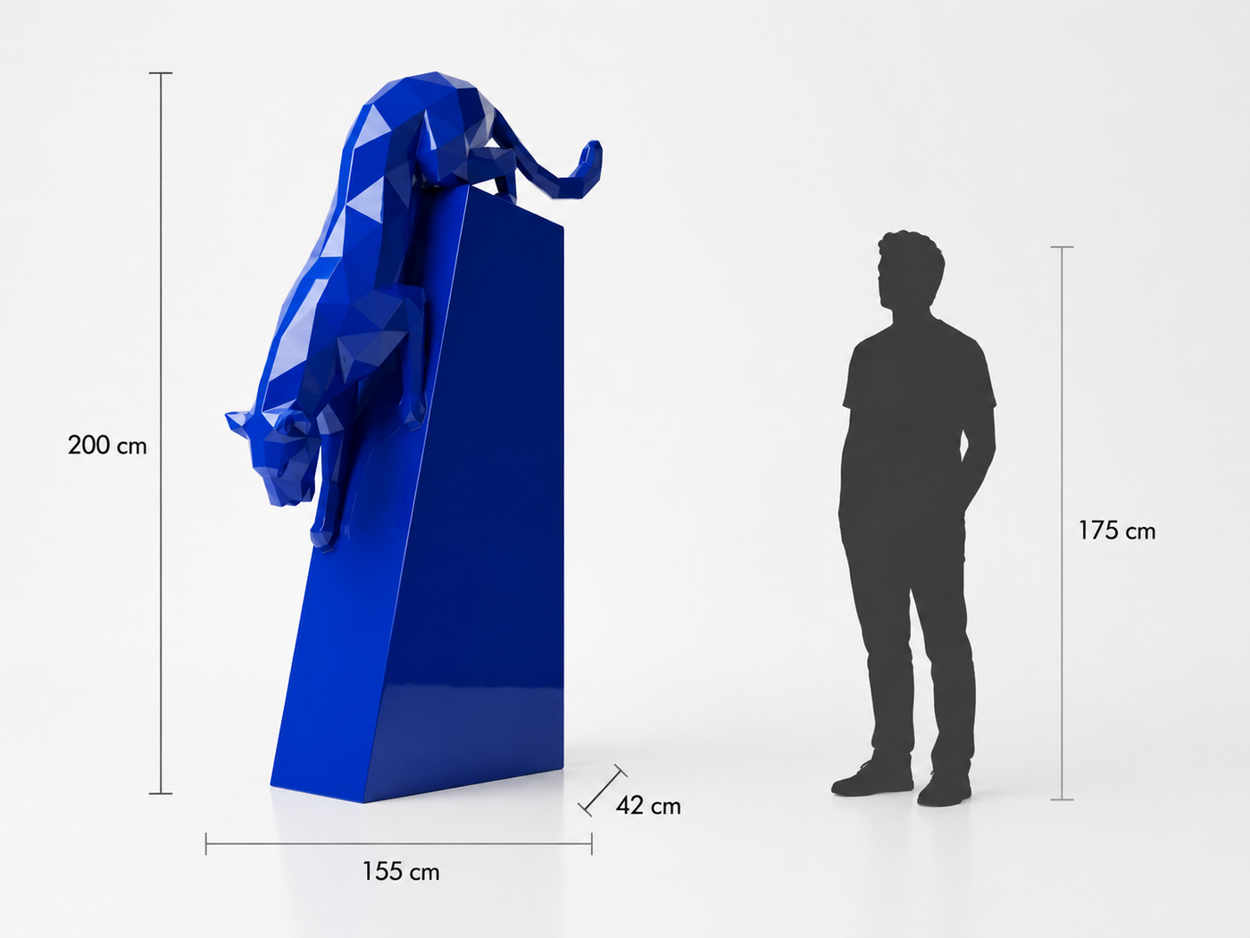 This visual presents the Large Origami Descending Panther Sculpture in real scale, compared to a 175 cm human silhouette. With a height of 200 cm, this monumental panther sculpture creates a spectacular, elegant, and distinctly contemporary presence. Its faceted design, inspired by origami art and polygonal style, highlights the panther’s fluid movement and controlled power, making it an exceptional decorative statement piece for villas, hotels, gardens, showrooms, reception halls, art galleries, and premium entrances.