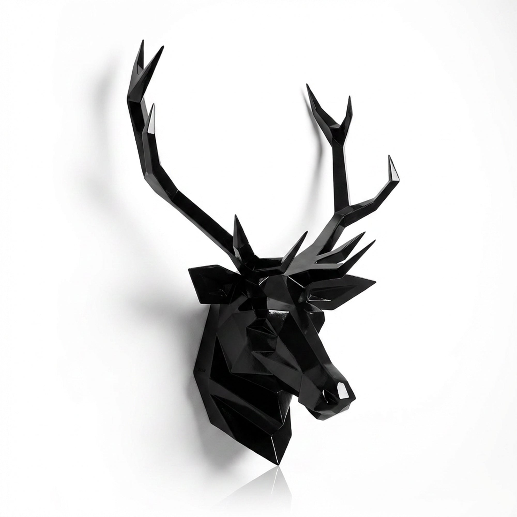 Sculpture Tête de Cerf Murale Facettée - Sculpture Origami