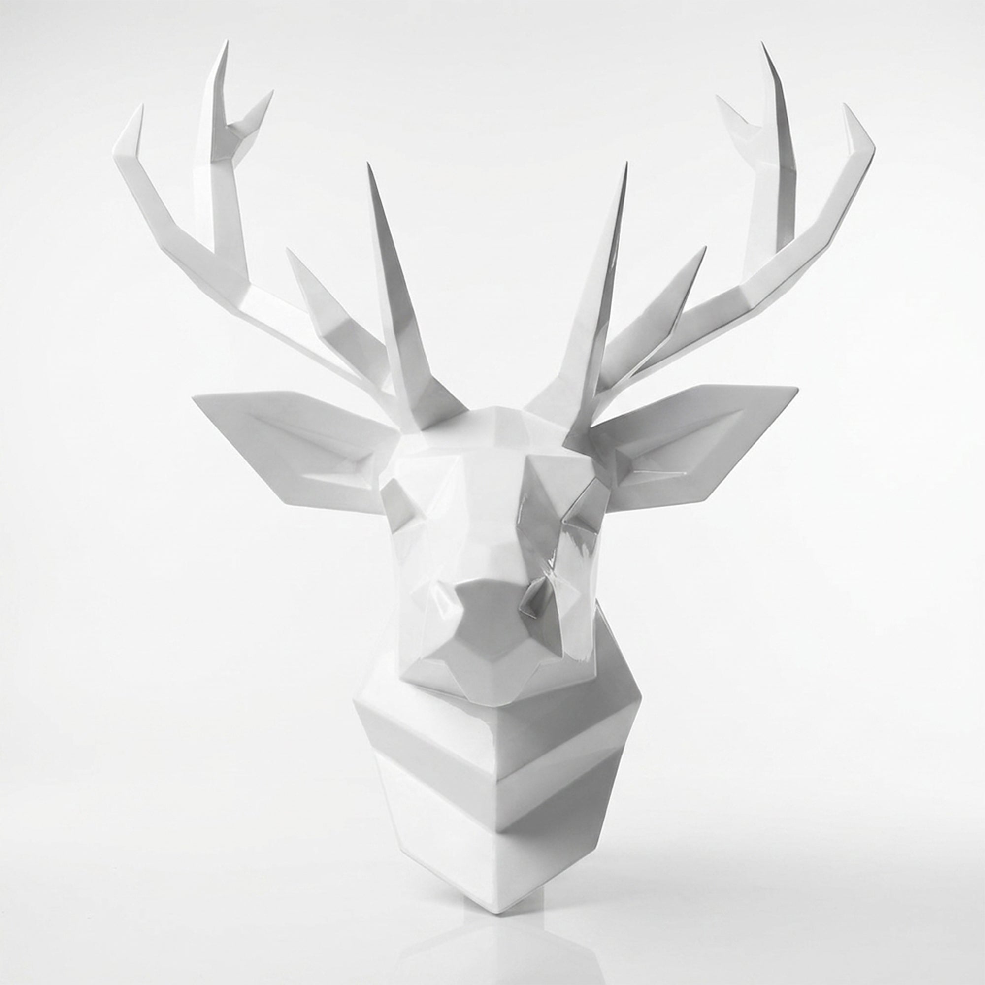 Sculpture Tête de Cerf Murale Facettée - Sculpture Origami