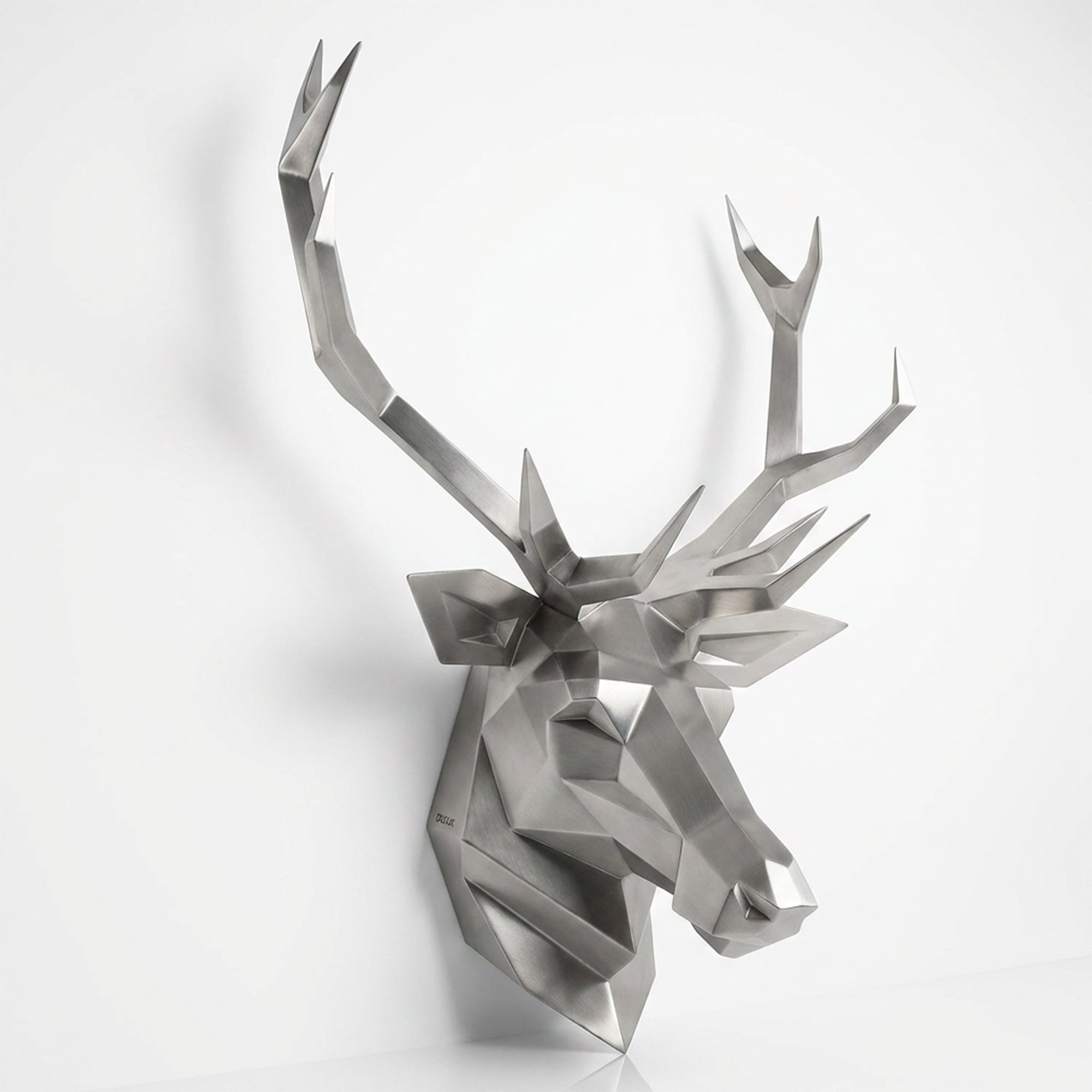 Sculpture Tête de Cerf Murale Facettée - Sculpture Origami