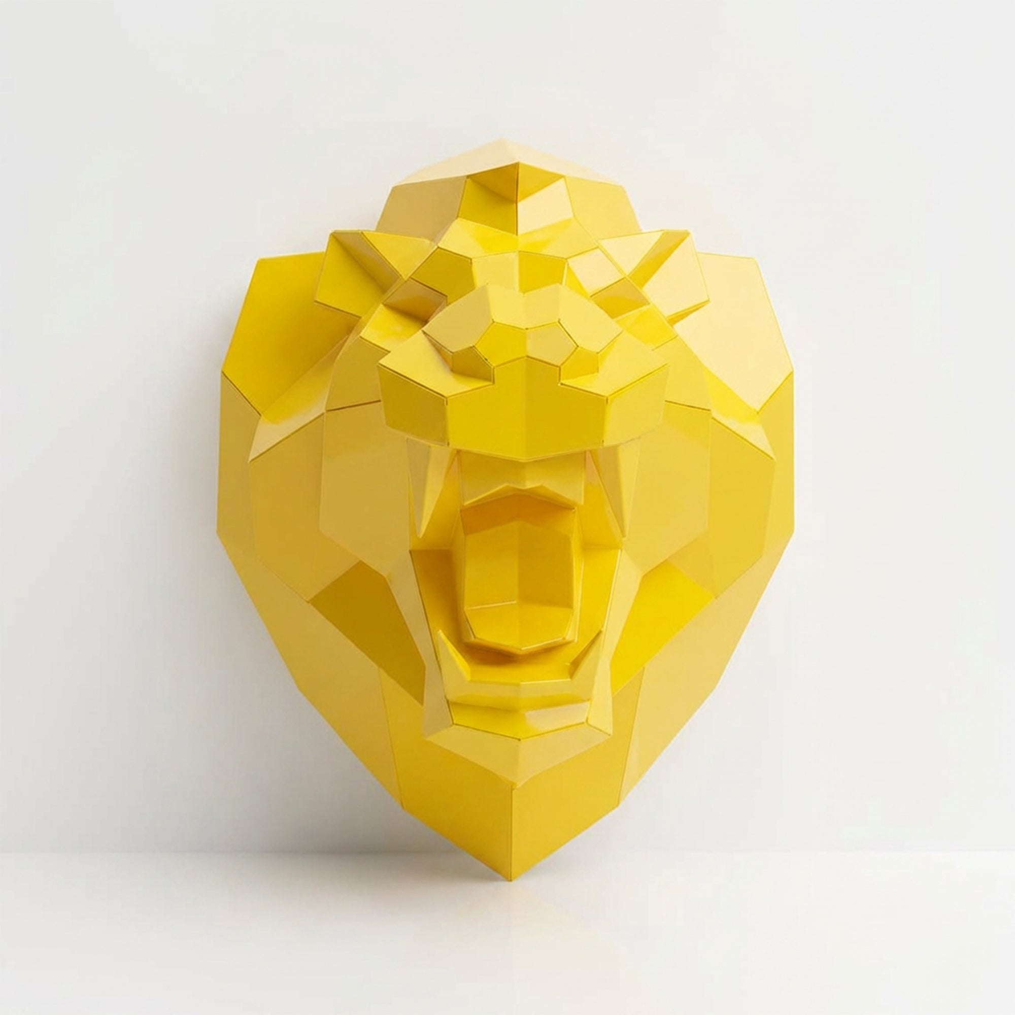 Sculpture Tête Lion Rugissante Facettée - Sculpture Origami