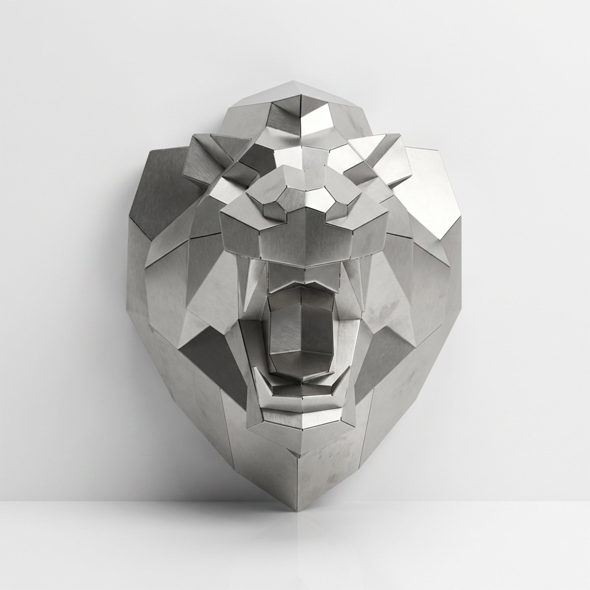 Sculpture Tête Lion Rugissante Facettée - Sculpture Origami