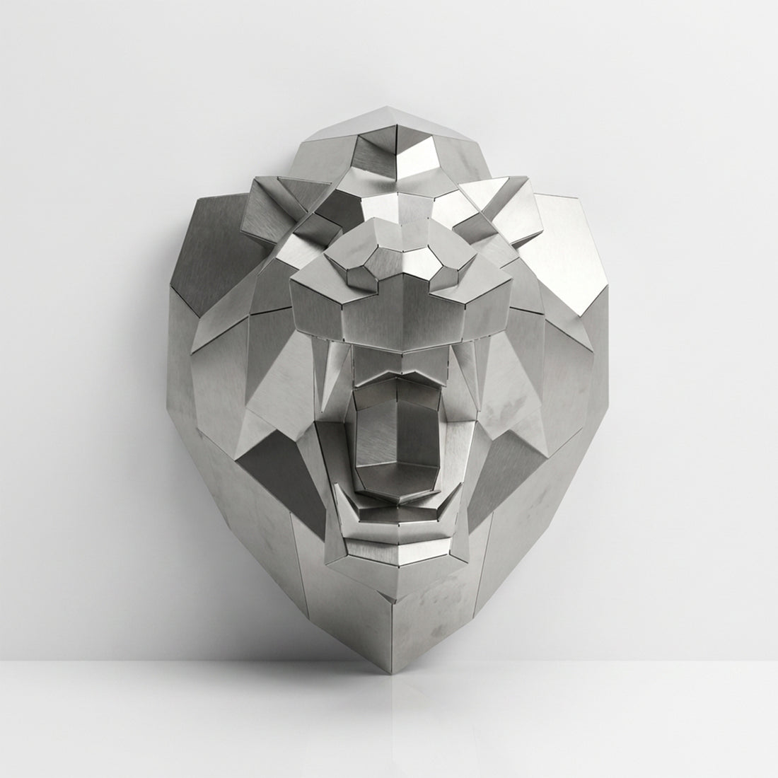 Sculpture Tête Lion Rugissante Facettée - Sculpture Origami