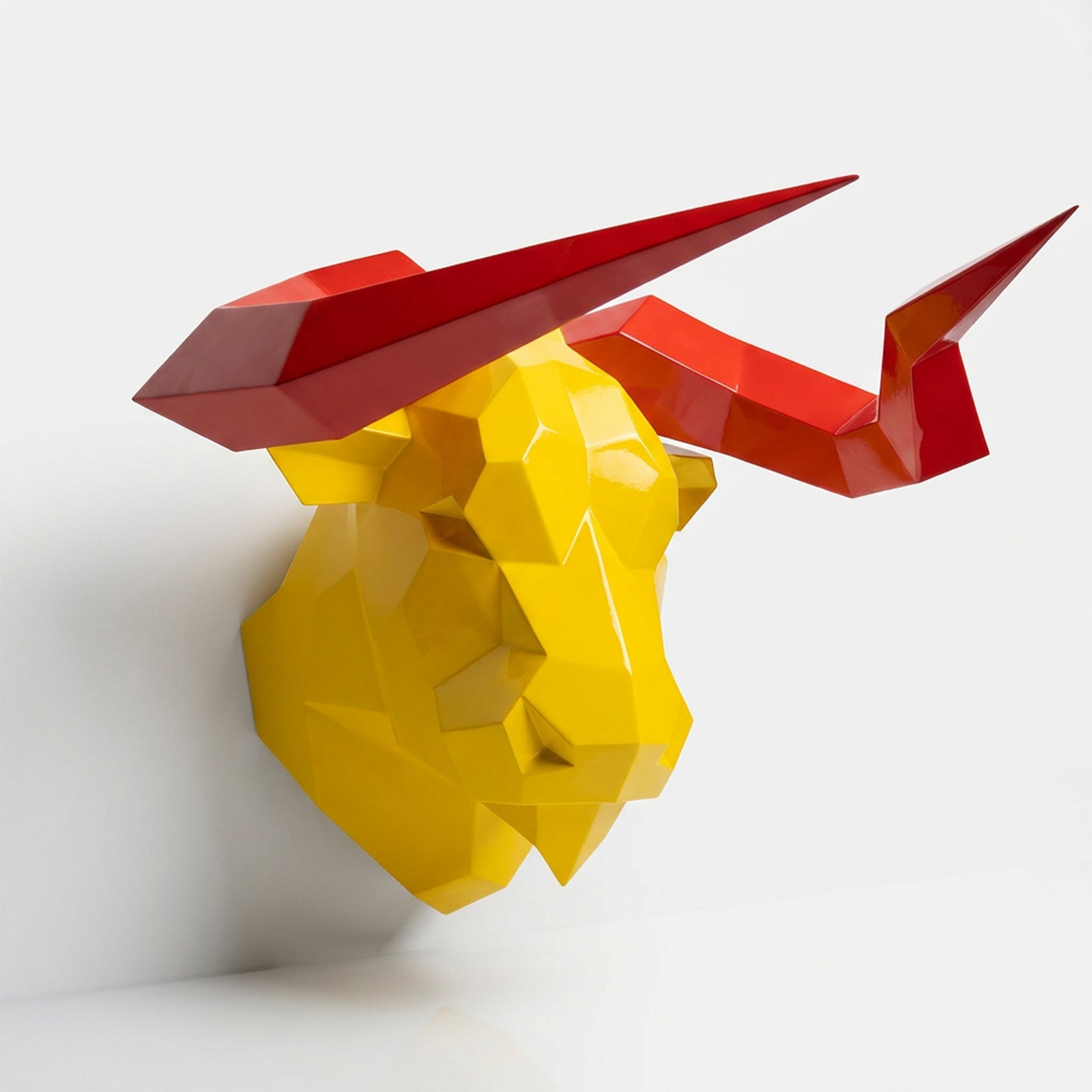 Sculpture Tête de Taureau Murale Facettée - Sculpture Origami