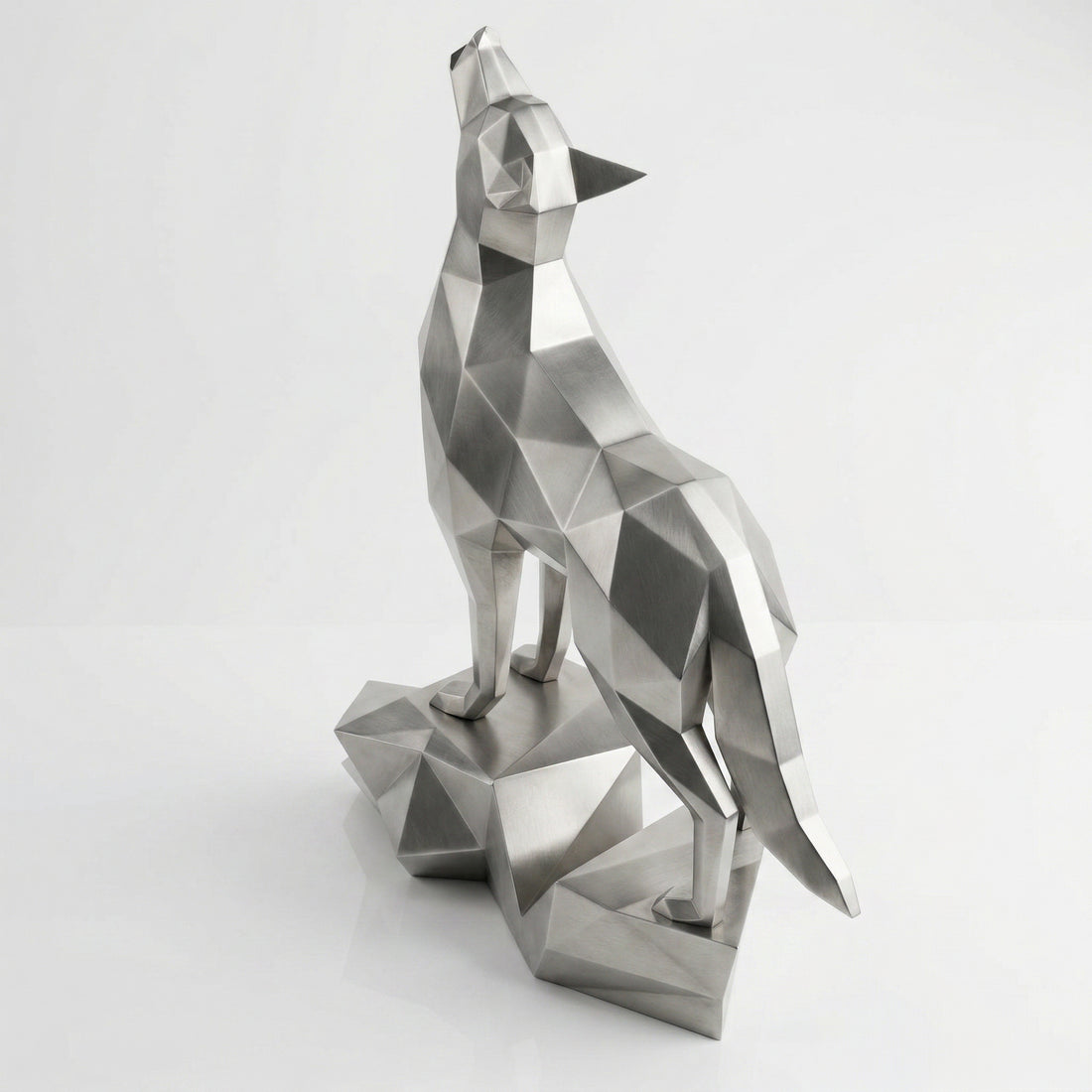 Loup Origami – Grande Sculpture Polygone - Sculpture Origami