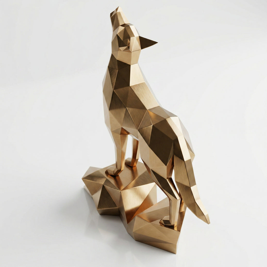 Loup Origami – Grande Sculpture Polygone - Sculpture Origami